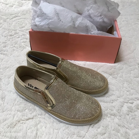 👟 Via Pinky Collection Gold Winnie Sneakers - Picture 9 of 16